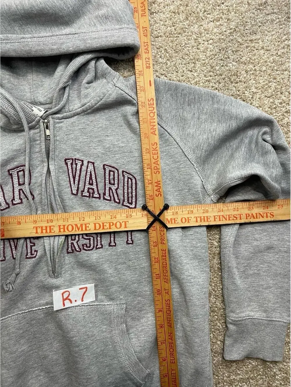 Vintage Harvard University Gray Hoodie Sweatshirt